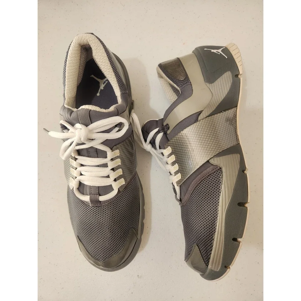 Jordan Alpha Trunner Cool Grey Mens Size 13 Vintage Training Shoes 407582-007